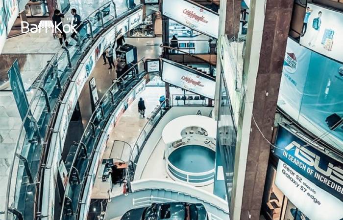 طبقه دوم مرکز خرید پایتخت