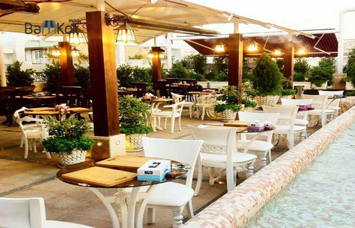 کافیشاپ در روف گاردن مجتمع الماس هروی
