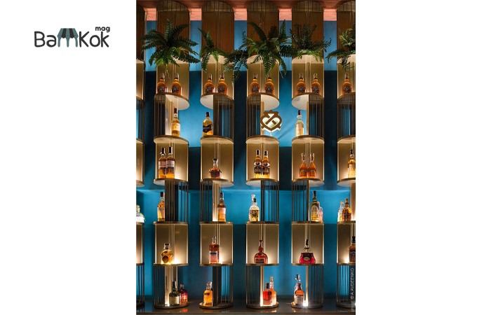 طراحی ویترین فروشگاه عطر و ادکلن به سبک مدرن و لاکچری