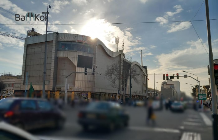 پاساژ کسا در منطقه پیروزی