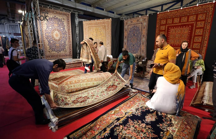 مرکز خرید فرش در بازار بزرگ تهران